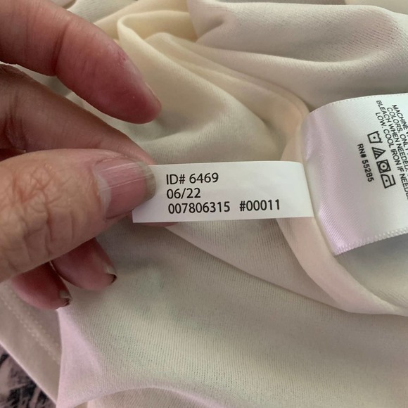 EXPRESS Black & White Floral Mini Dress - NWT - Picture 14 of 16